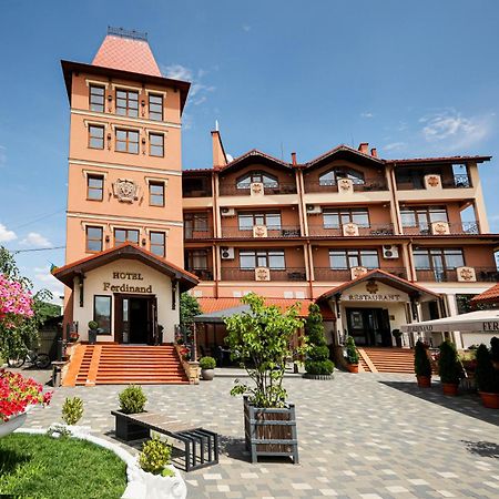 Ferdinand Hotel Munkács Kültér fotó