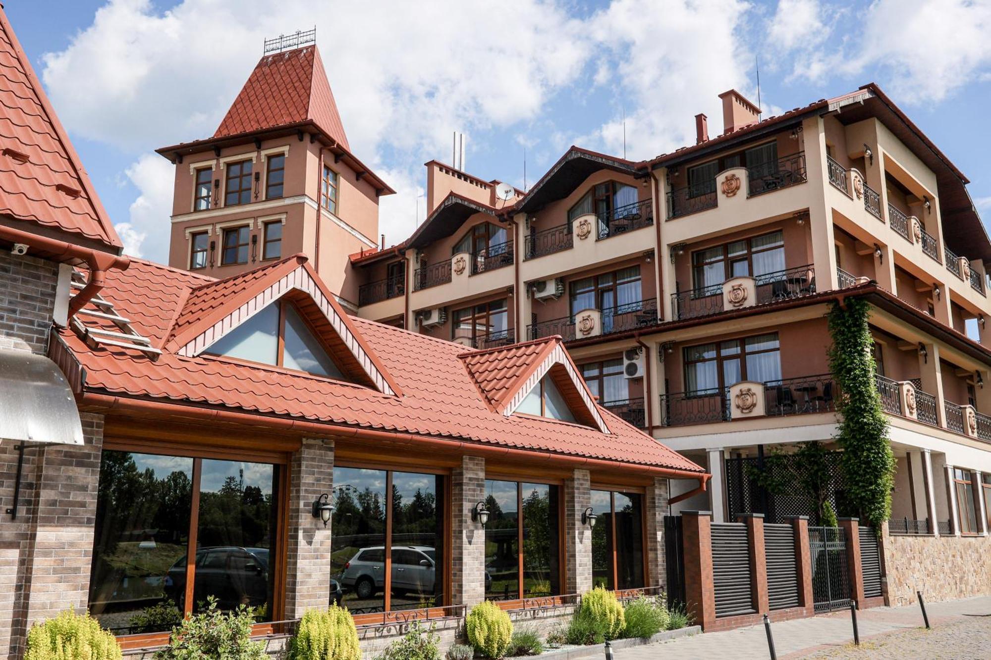 Ferdinand Hotel Munkács Kültér fotó