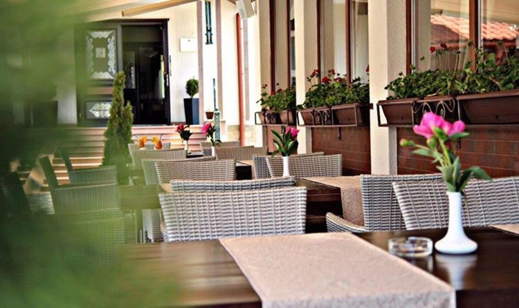 Ferdinand Hotel Munkács Kültér fotó